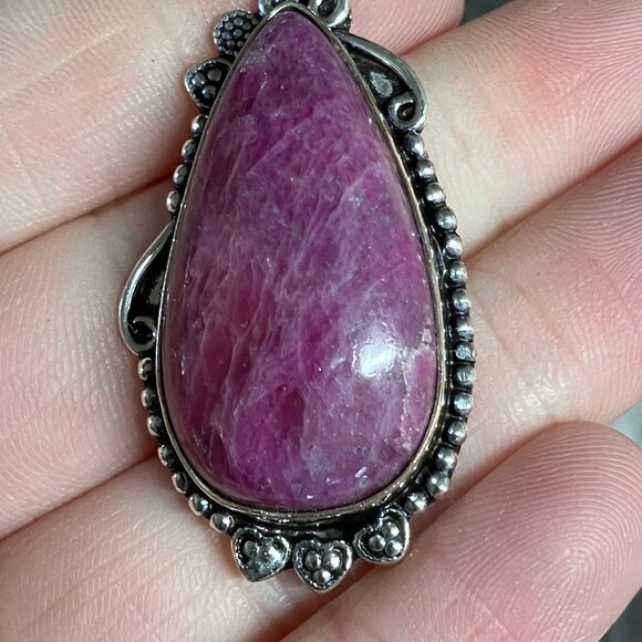 Natural Sparkly Ruby Pendant Stone Crystal Jewelry - Picture 6 of 10